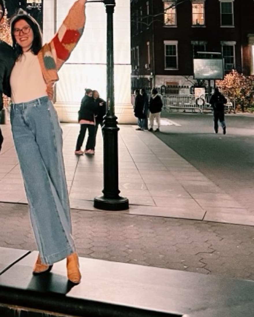 Two Toned Wide Leg Jeans - Image 2