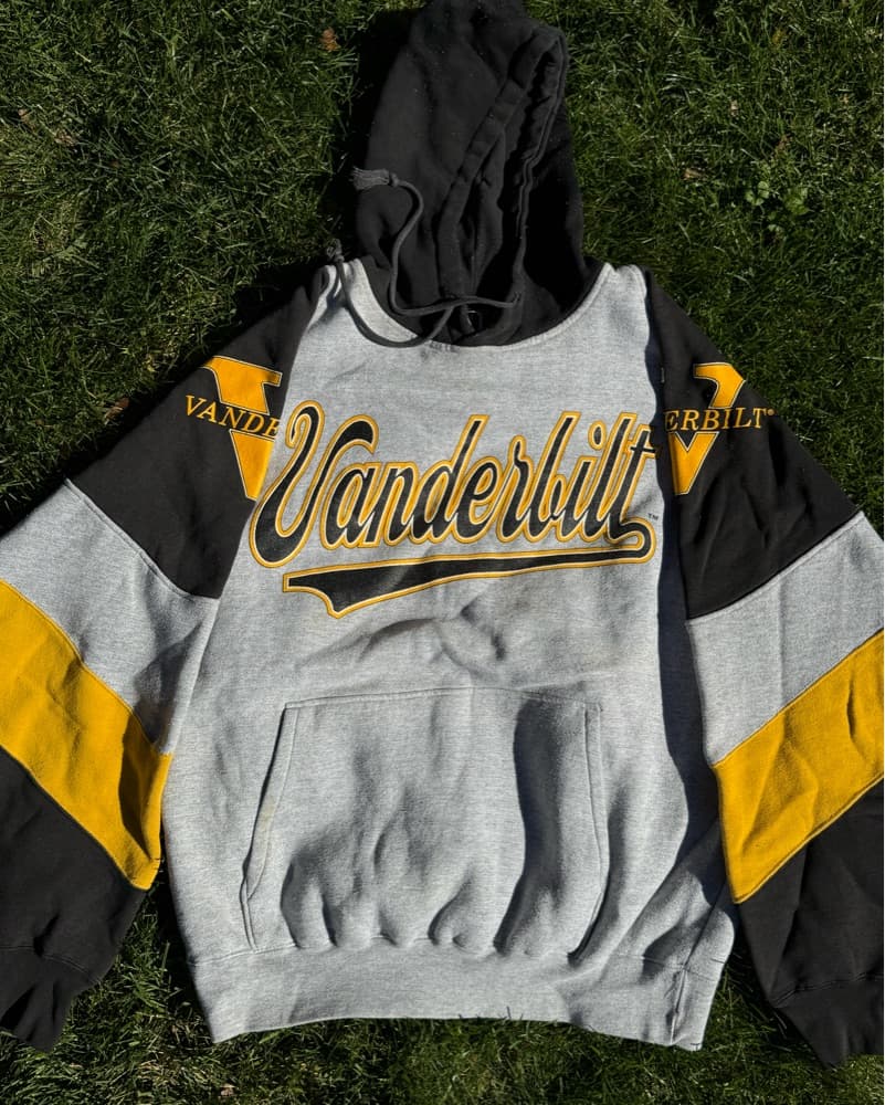 Vandy Vintage Hoodie - Image 1