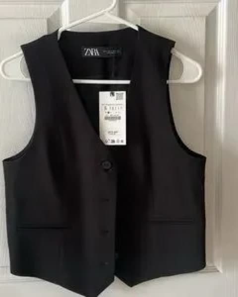 Black Tailored Vest - Image 2