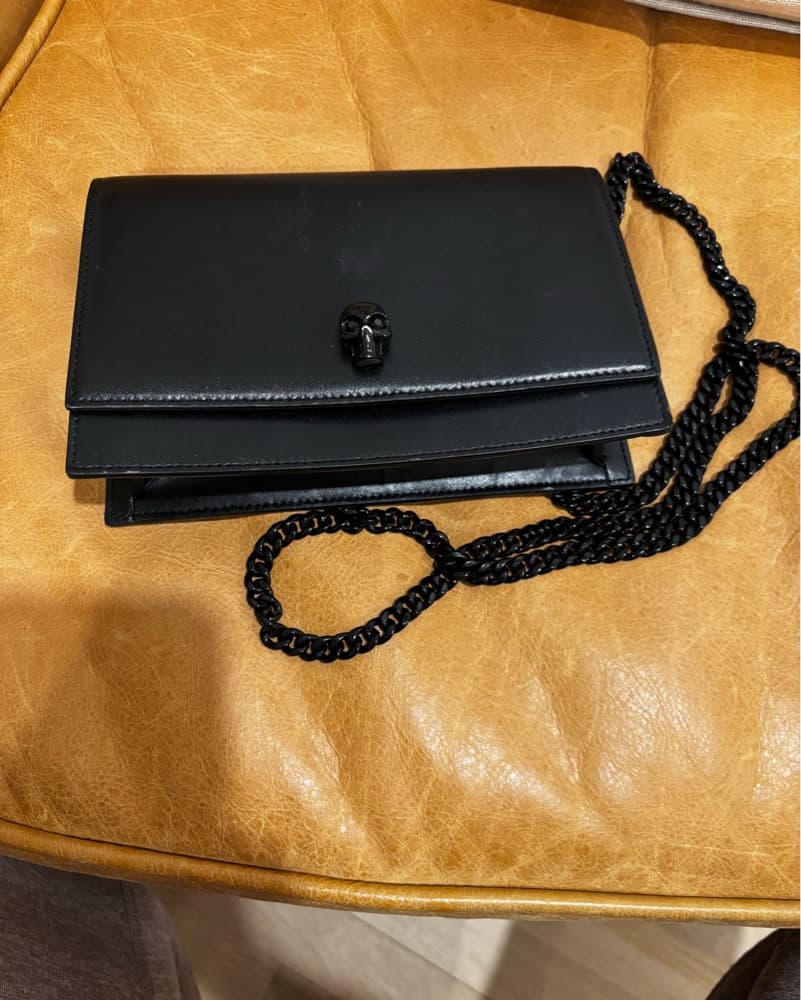 Alexander McQueen Black Clutch - Image 2