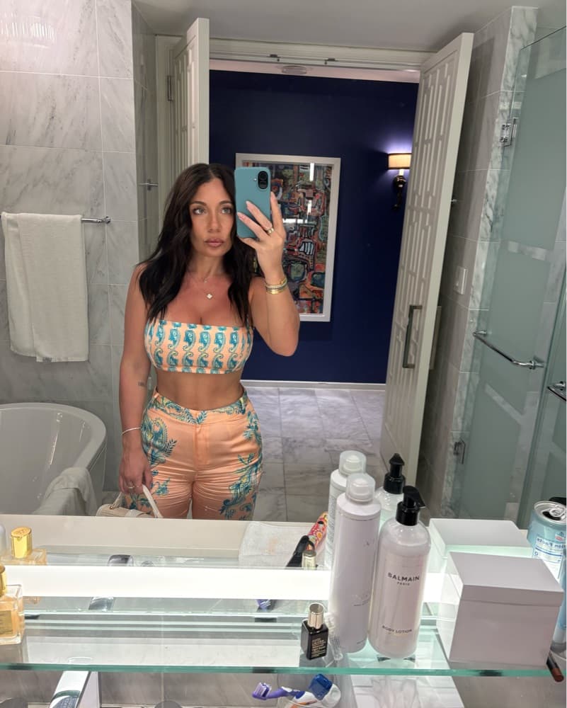 Vibrant Tropical Print Matching Set - Image 1