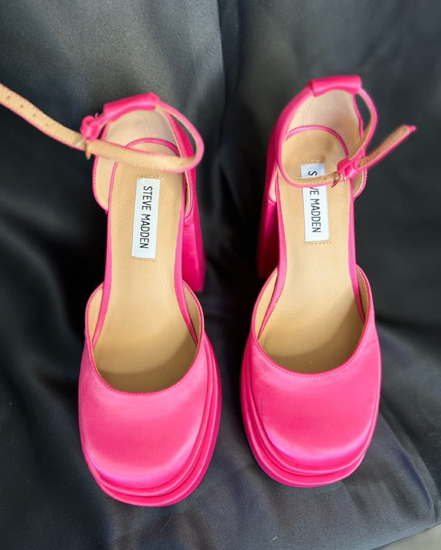 5” Platform Hot Pink Steve Madden Heels - Image 1