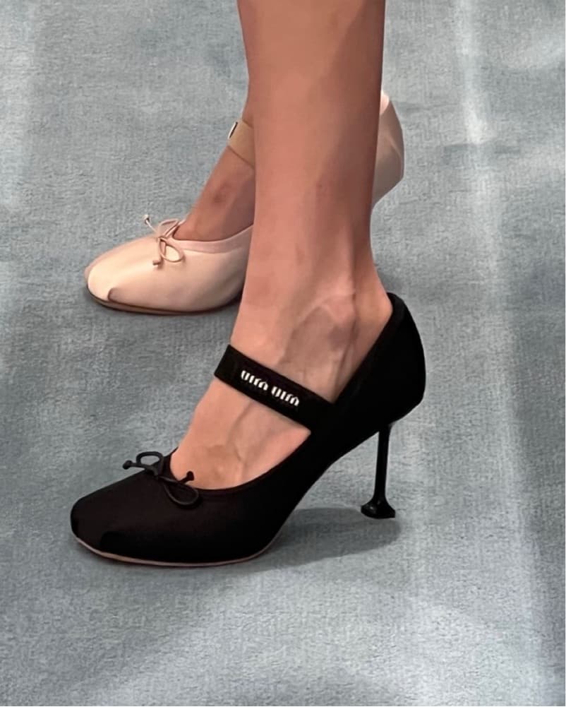 Miu Miu Satin Bow Pumps - Image 5