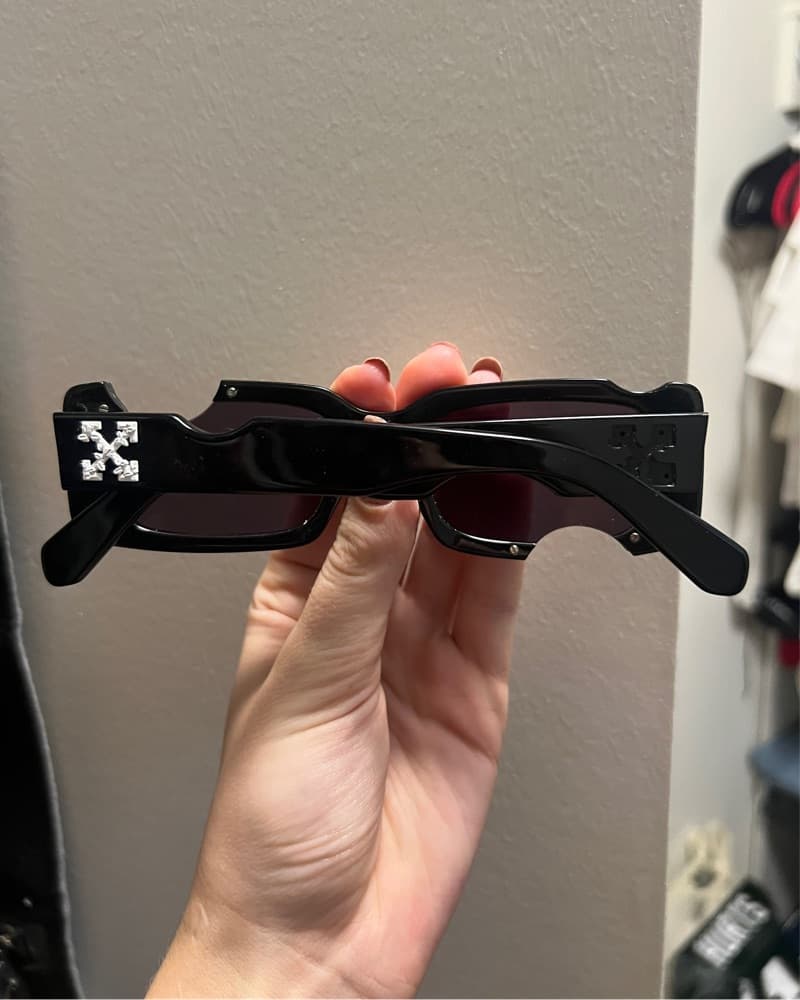 Off White Cady Cut Out Sunglasses - Image 5