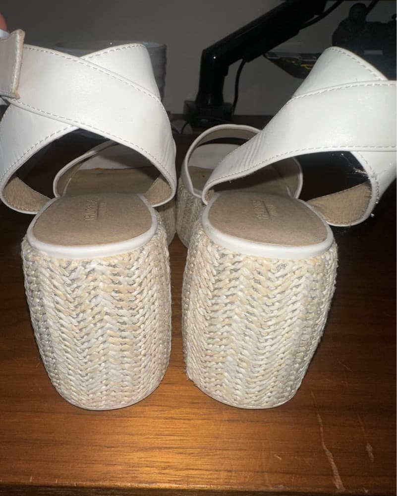 Chic White Woven Espadrille Sandals - Image 3