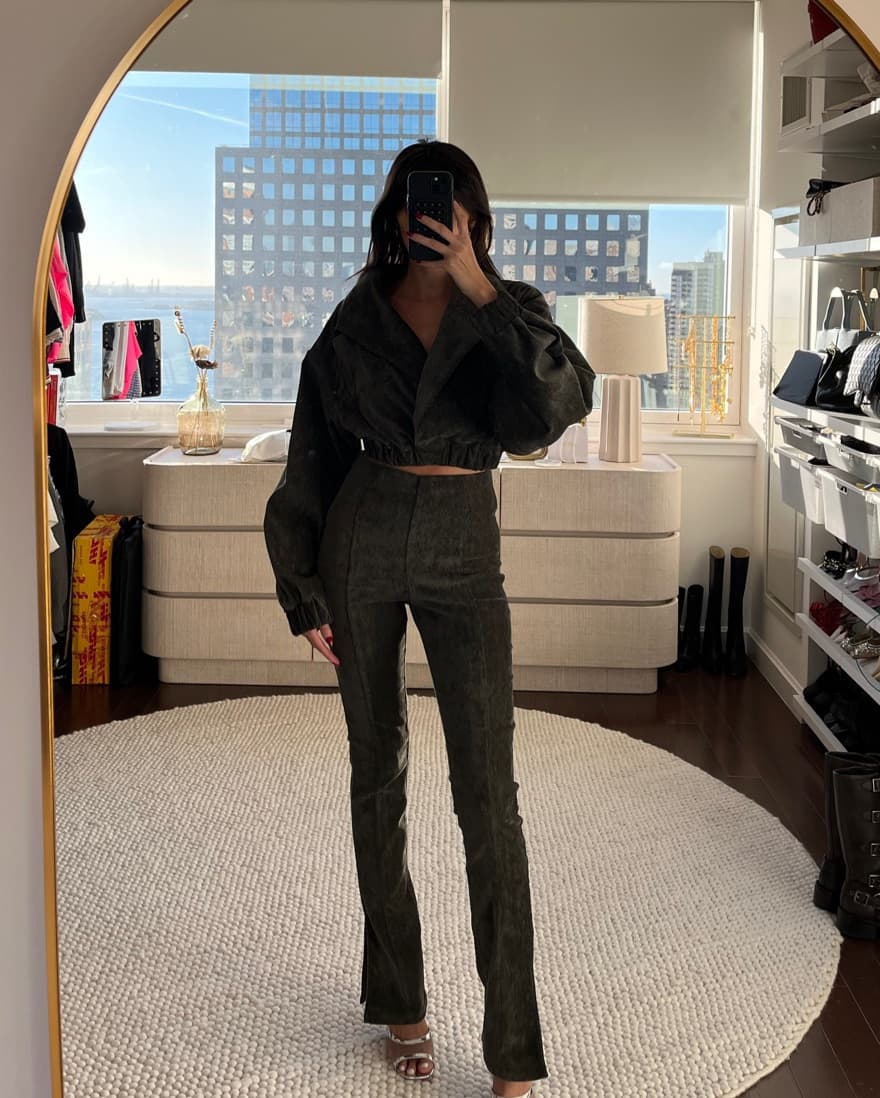 Tularosa Phyllis Jacket & Valerie Pant - Image 2
