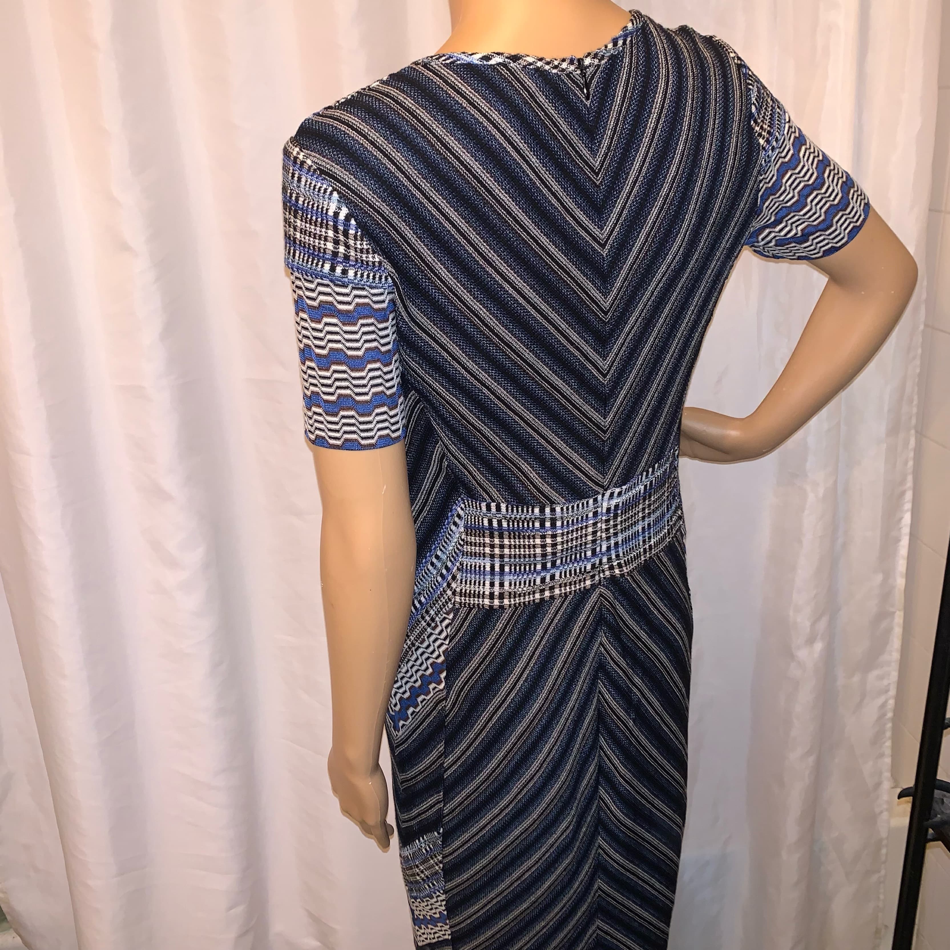 MISSONI size 40 patchwork knit MIDIDRESS - Image 2