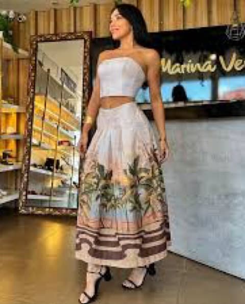 Dress To Corset & Skirt - Image 4