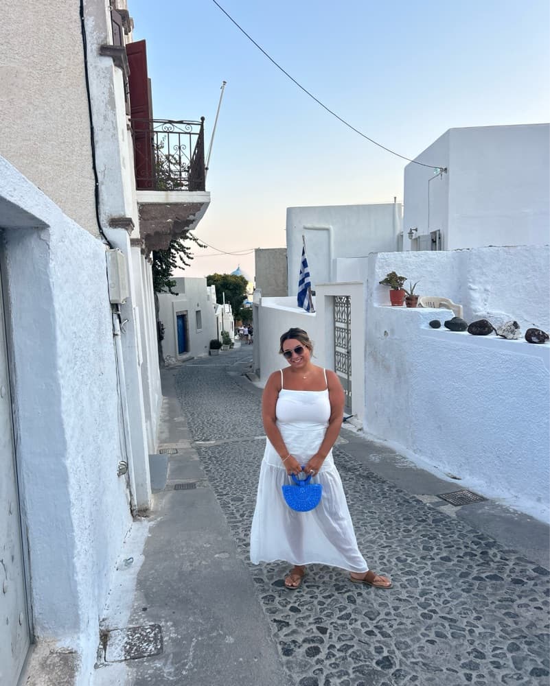 Chic White Maxi Dress - Image 2