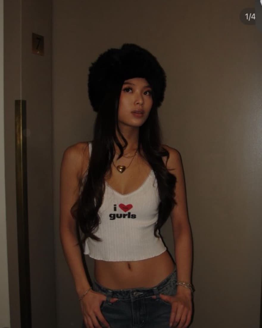 Black And White I Love Gurls Top  - Image 2