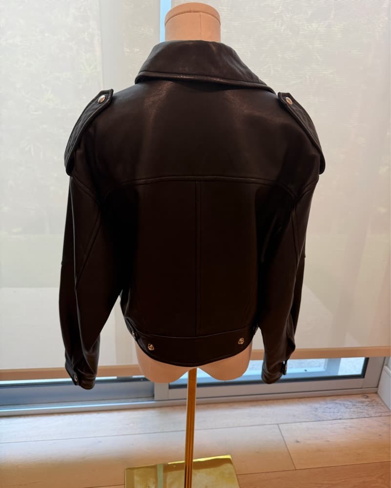 Sleek Leather Moto Jacket - Image 2