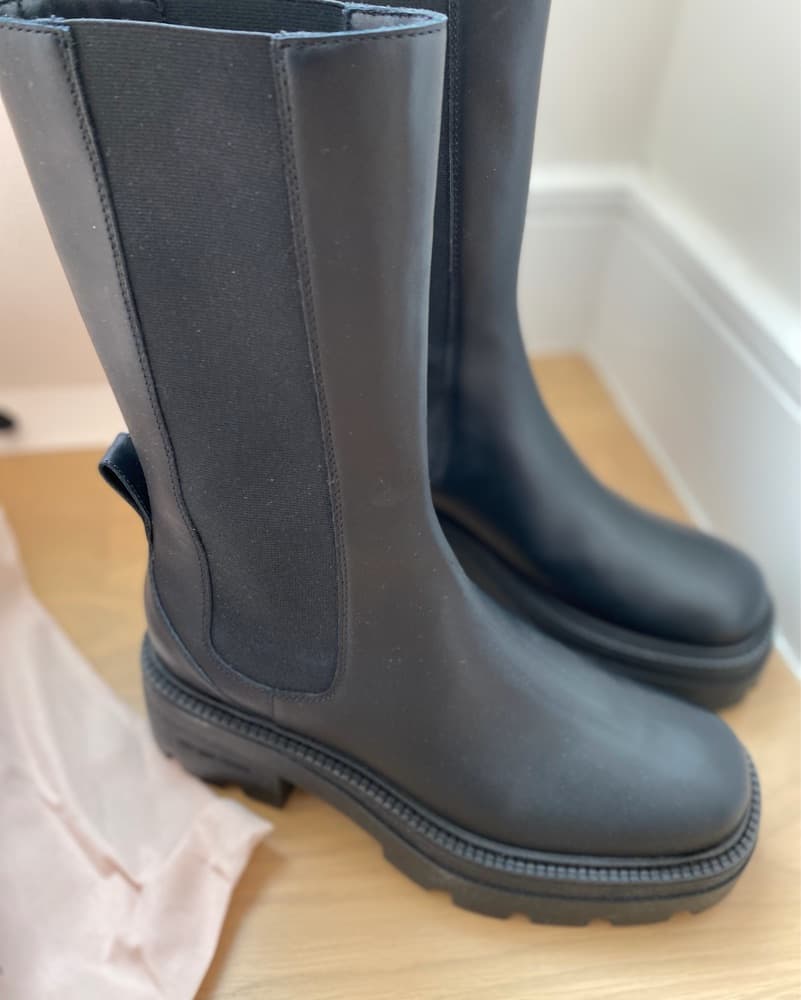 Sergio Rossi Leather Chelsea Boots - Image 5