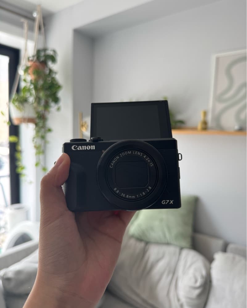 Canon Powershot G7x Mark III - Image 1