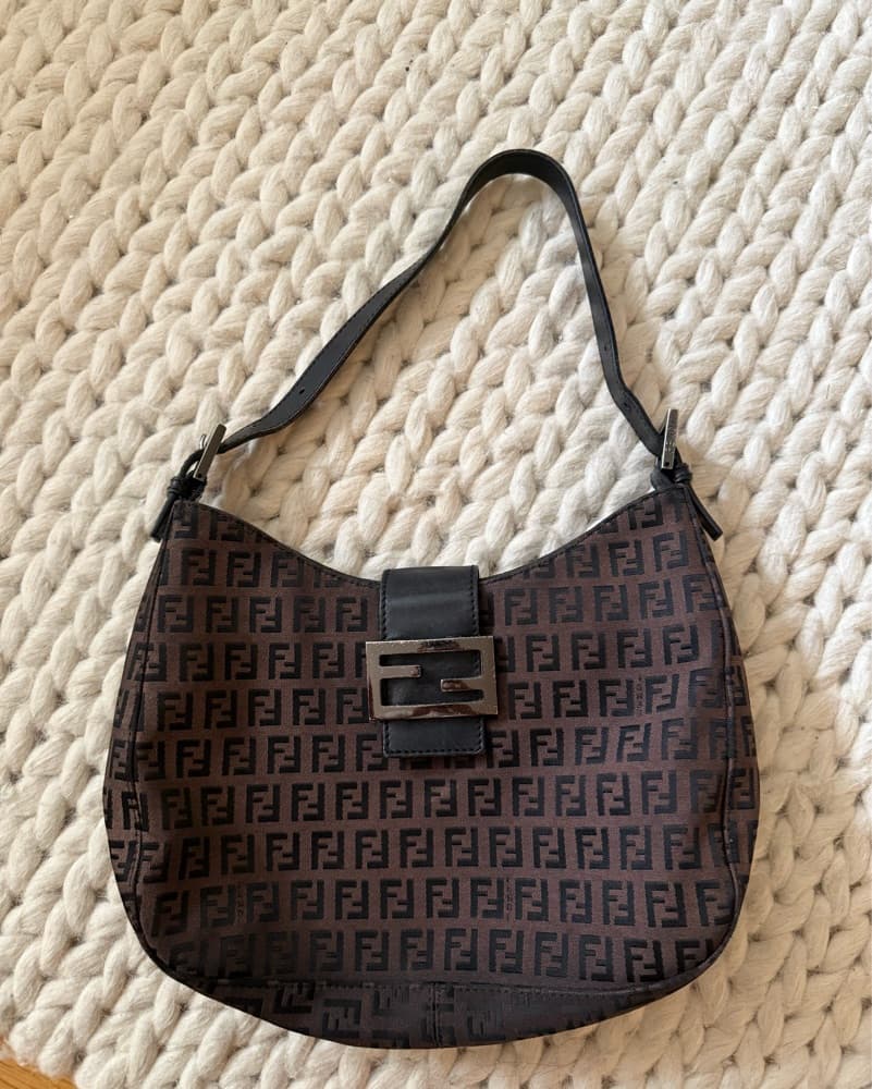 Fendi Shoulder Bag - Image 2