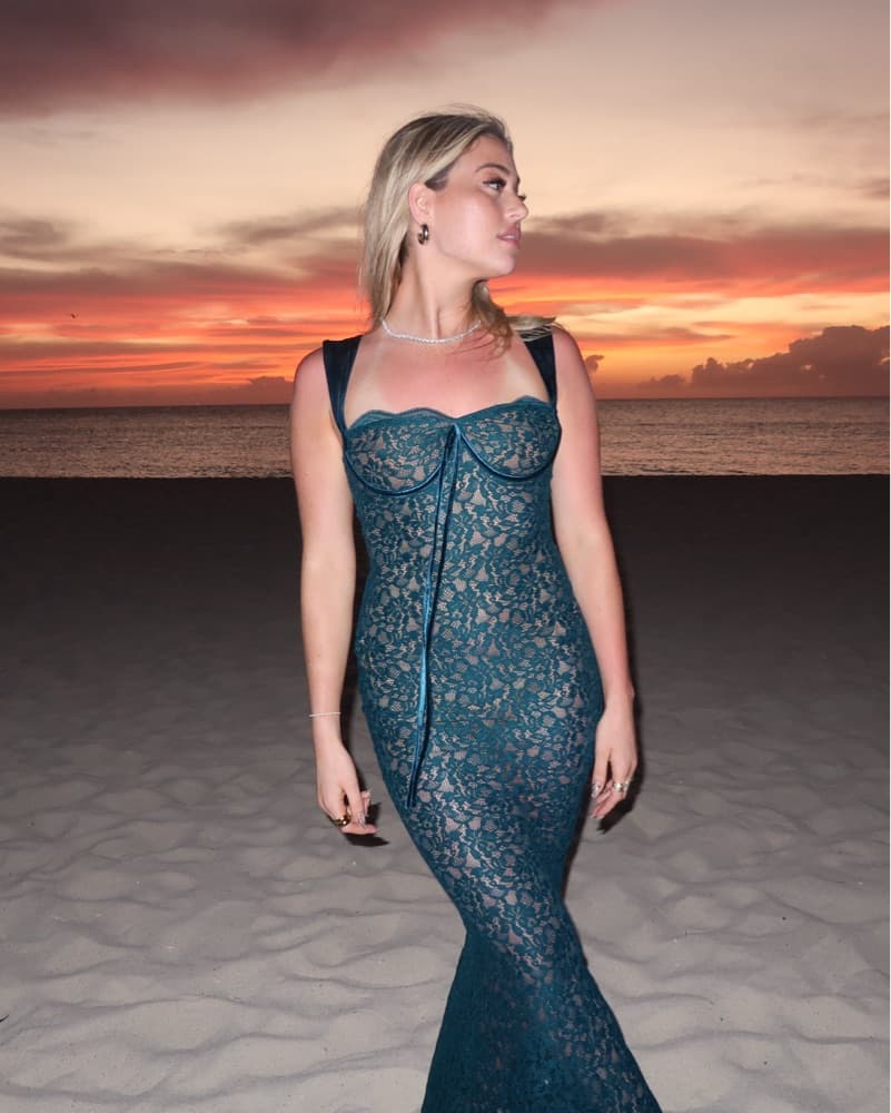 Miss Circle Veronica Teal Lace Maxi Dres - Image 2