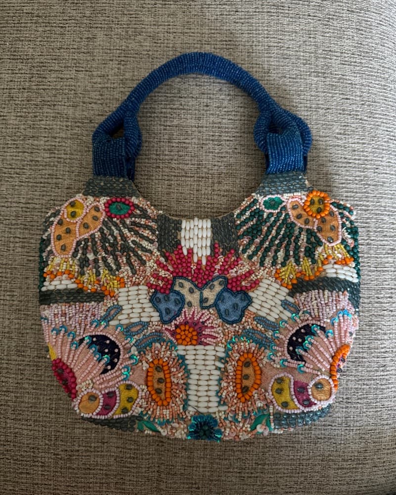 Viral Vibrant Beaded Summer Bag - Image 3