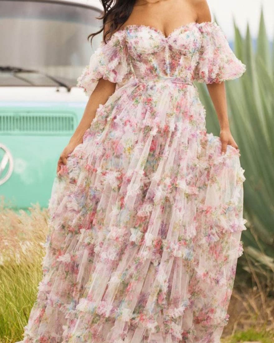 Sweetheart floral Gown  - Image 3
