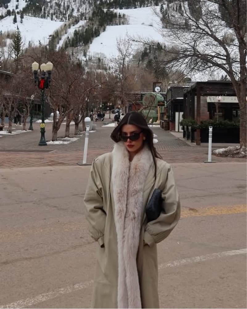 Vintage Leather And Fox Fur Coat  - Image 3