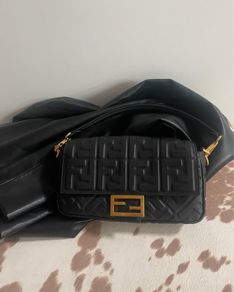 Fendi Baguette Bag - Image 2