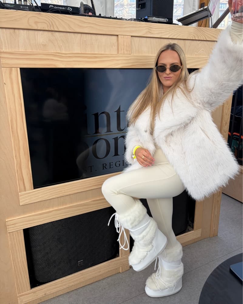 Icon White Faux Fur Moon Boot - Image 2