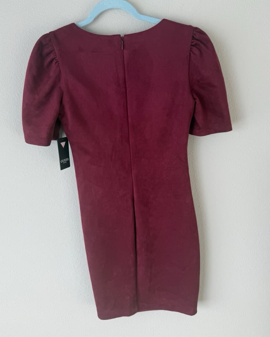 Elegant Burgundy Puff Sleeve Dress - Image 3