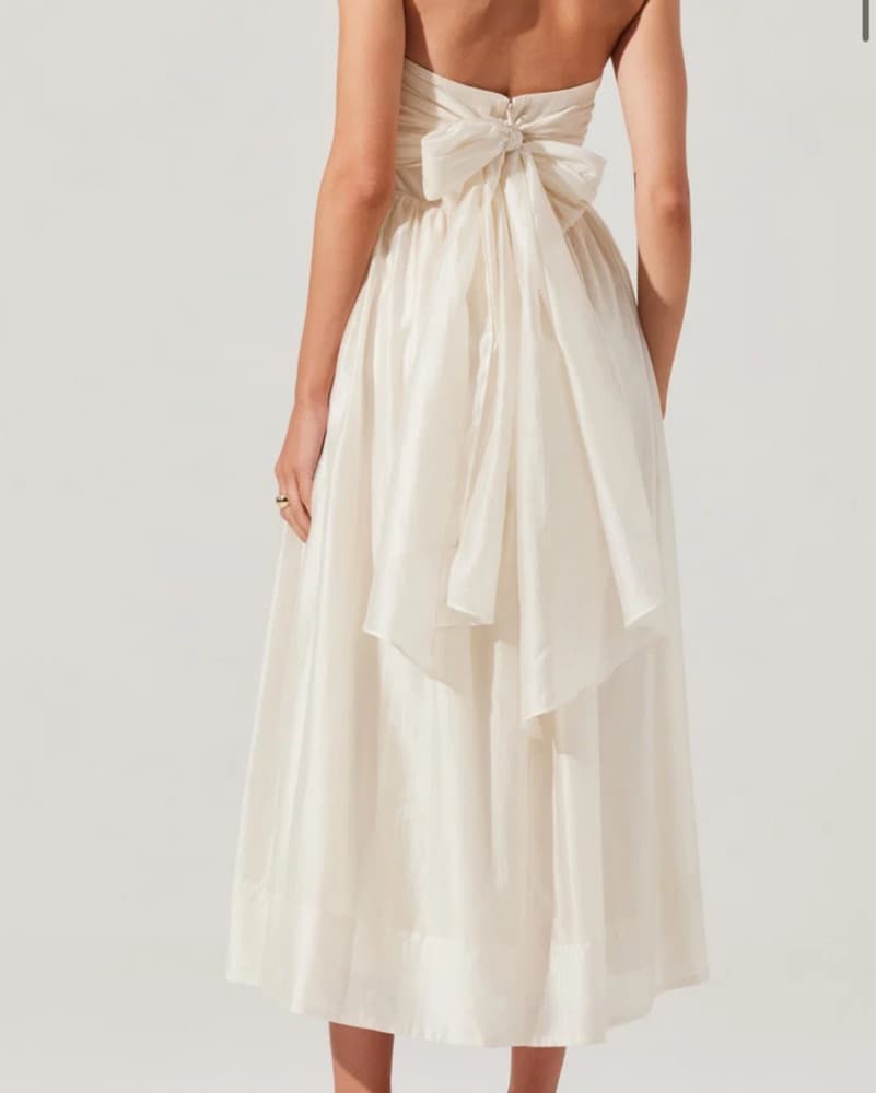 Strapless Pleated Cream Midi Dress - Image 4