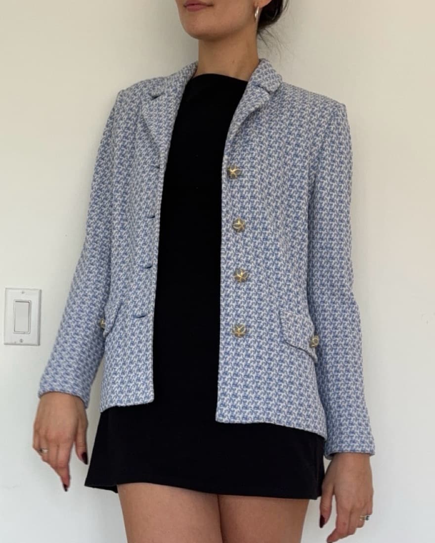 Vintage St John Jacket w/ Gold Buttons - Image 3