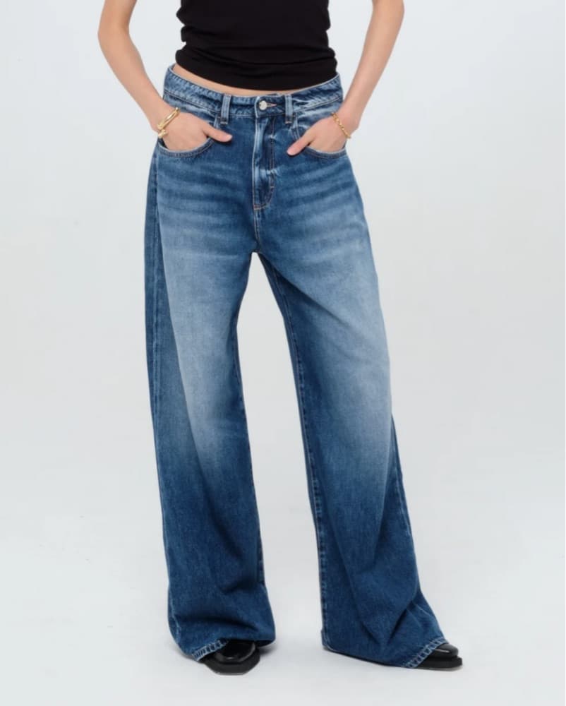 Icon Denim Debbie Jeans - Image 1