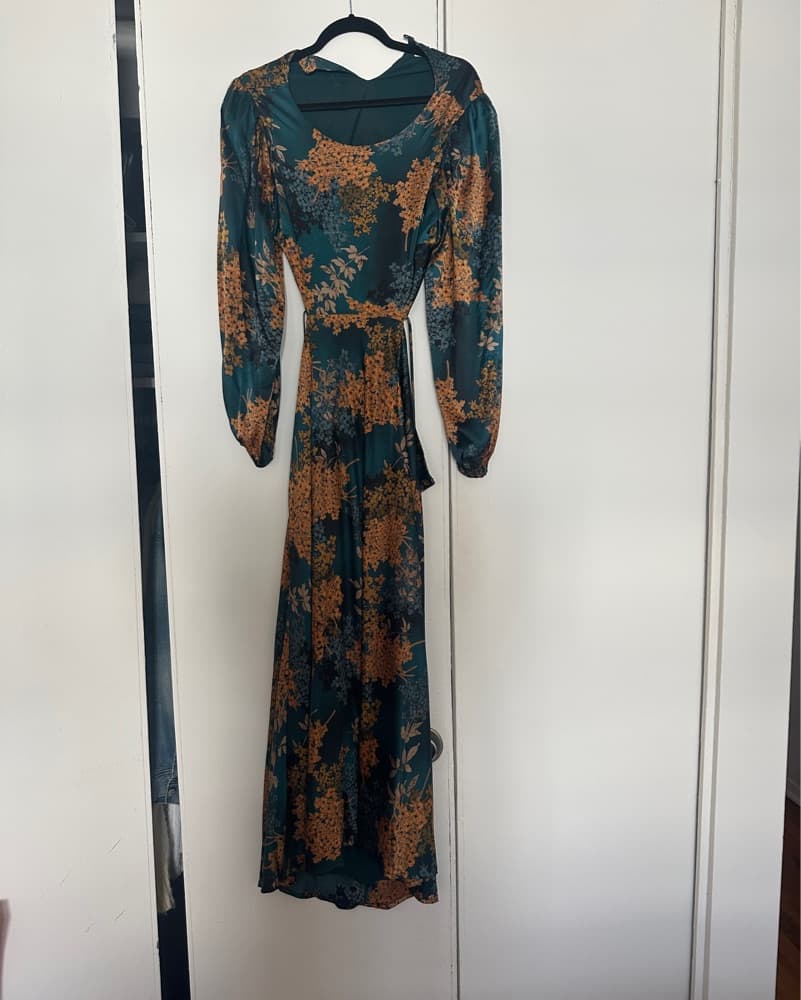 ASTR Long Sleeve Dress - Image 2