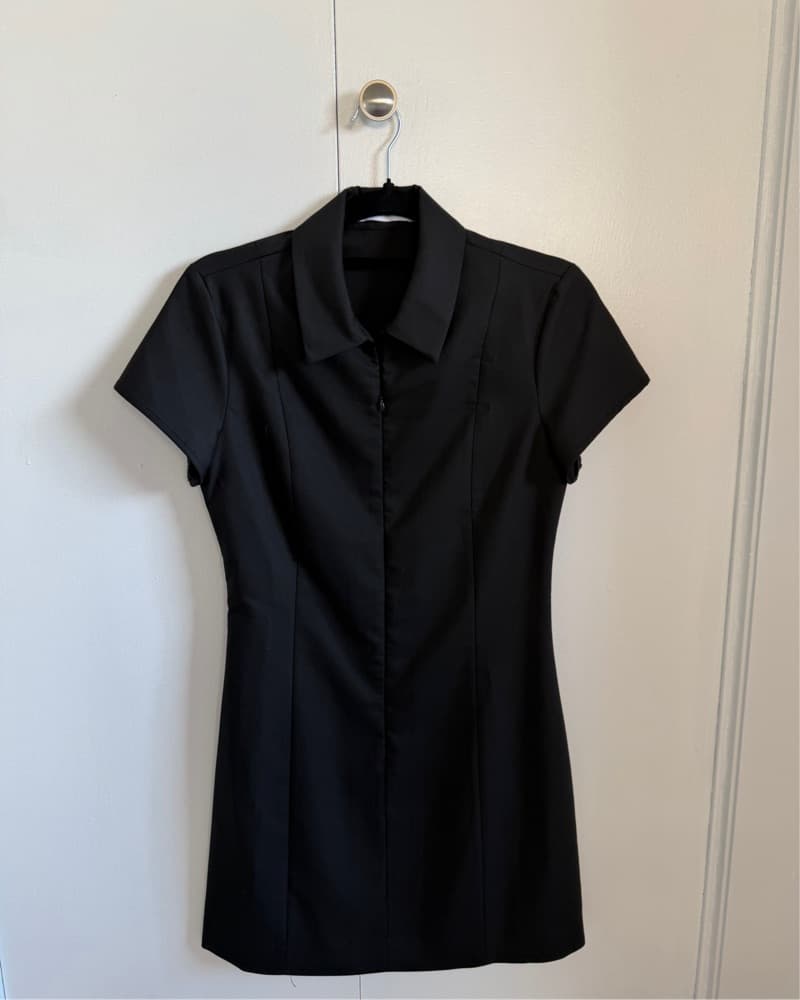 Mango Black Zip Mini Dress – Minimalist  - Image 5