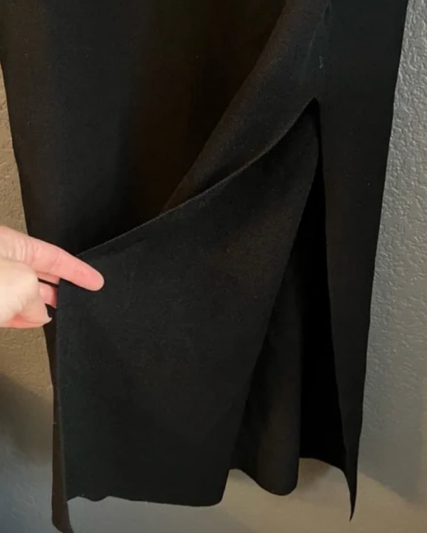 Frame Cut-Out Midi Sweater Dress Black - Image 3