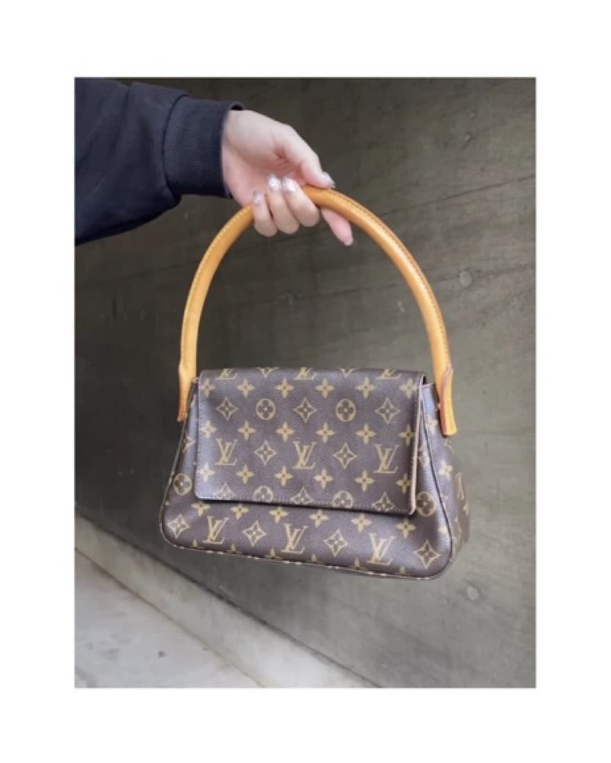 Louis Vuitton Looping Monogram Handbag - Image 3