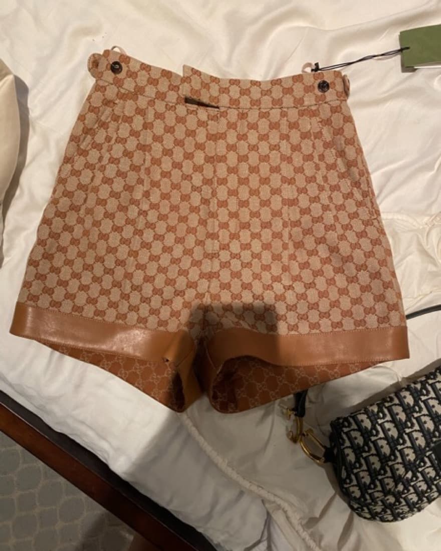 Gucci Shorts - Image 2