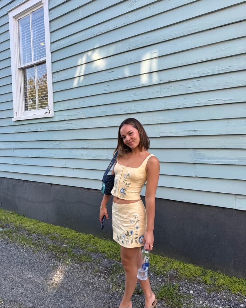 Floral Embroidered Crop Top and Skirt Set - Image 3