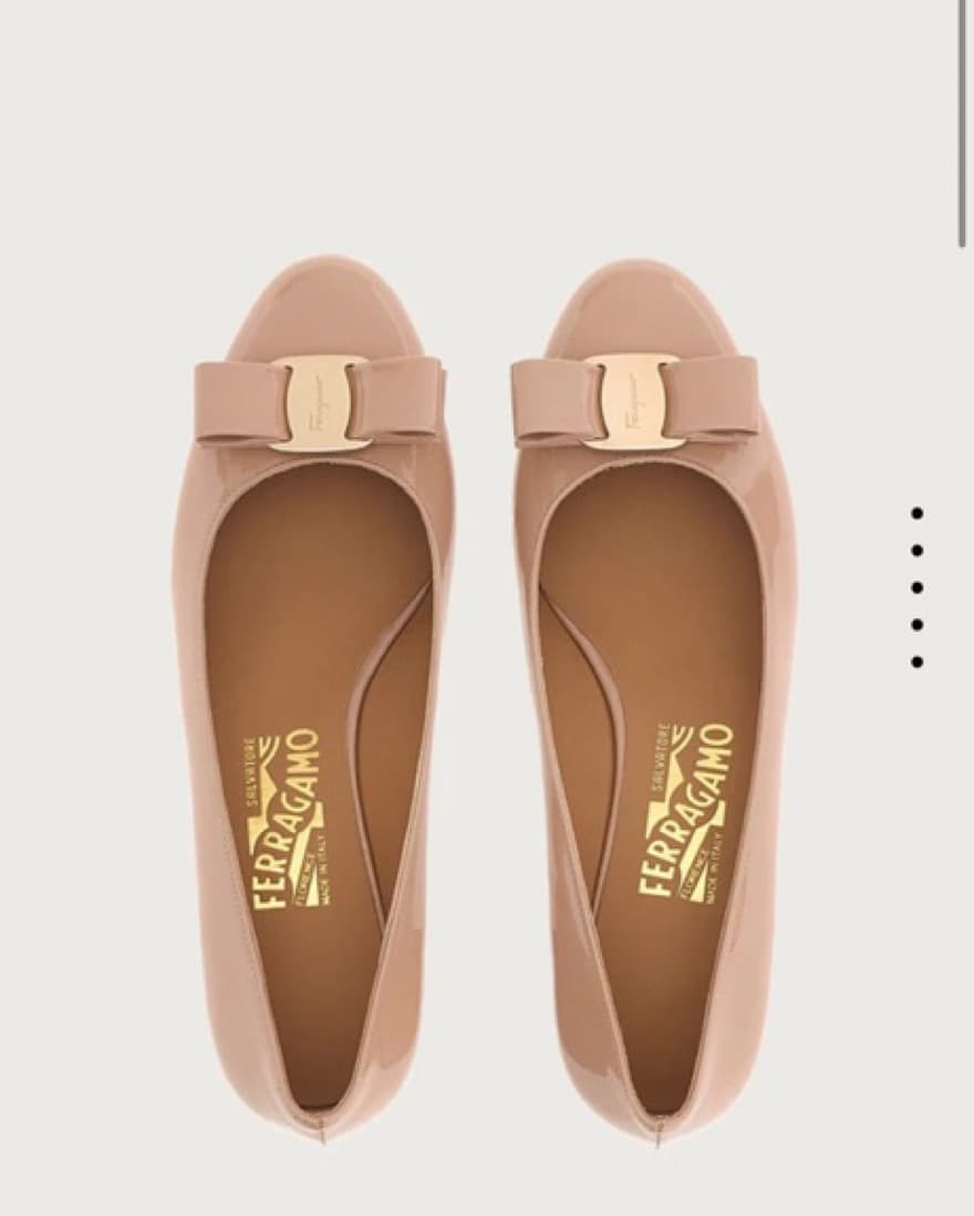 Ferragamo Bow Pump Heels - Image 3