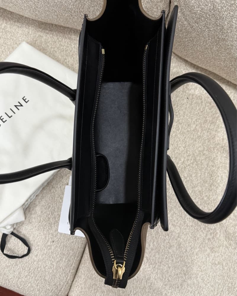 Celine Luggage Tote in Beige and Black - Image 5