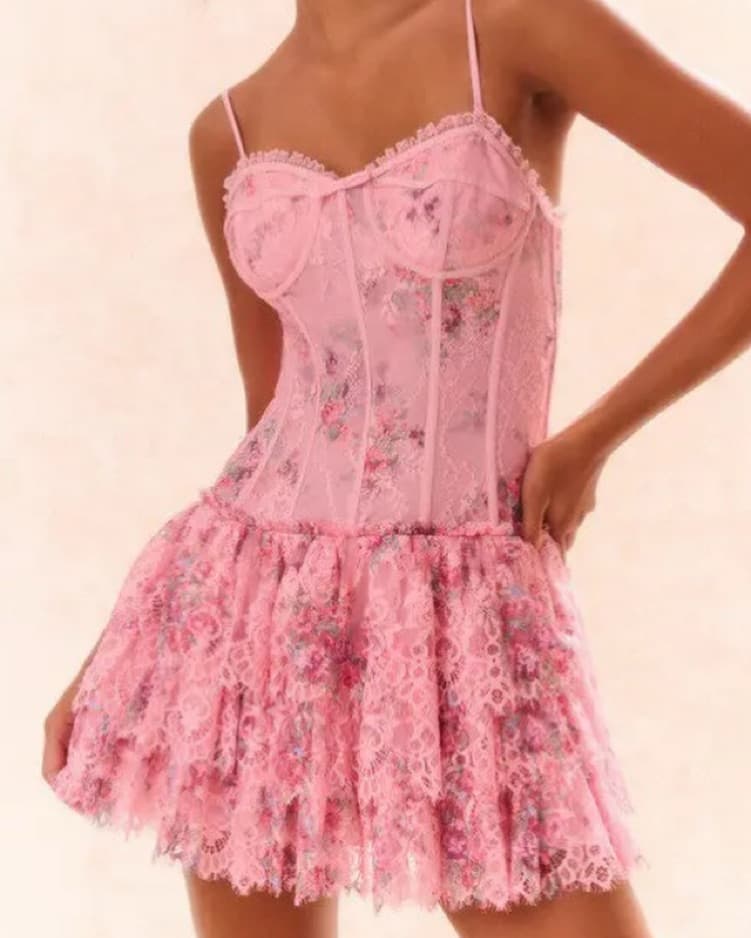 Romantic Floral Lace Ruffle Dress - Image 3