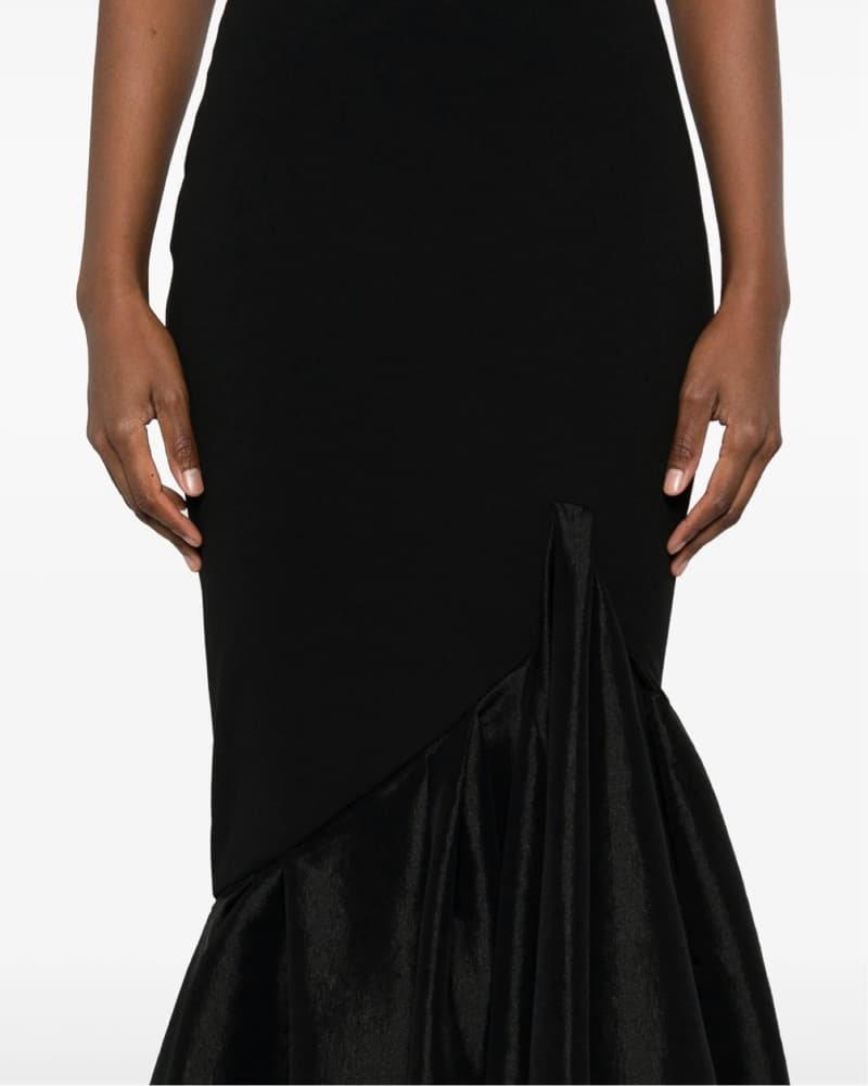 Elegant Strapless Black Mermaid Gown - Image 2