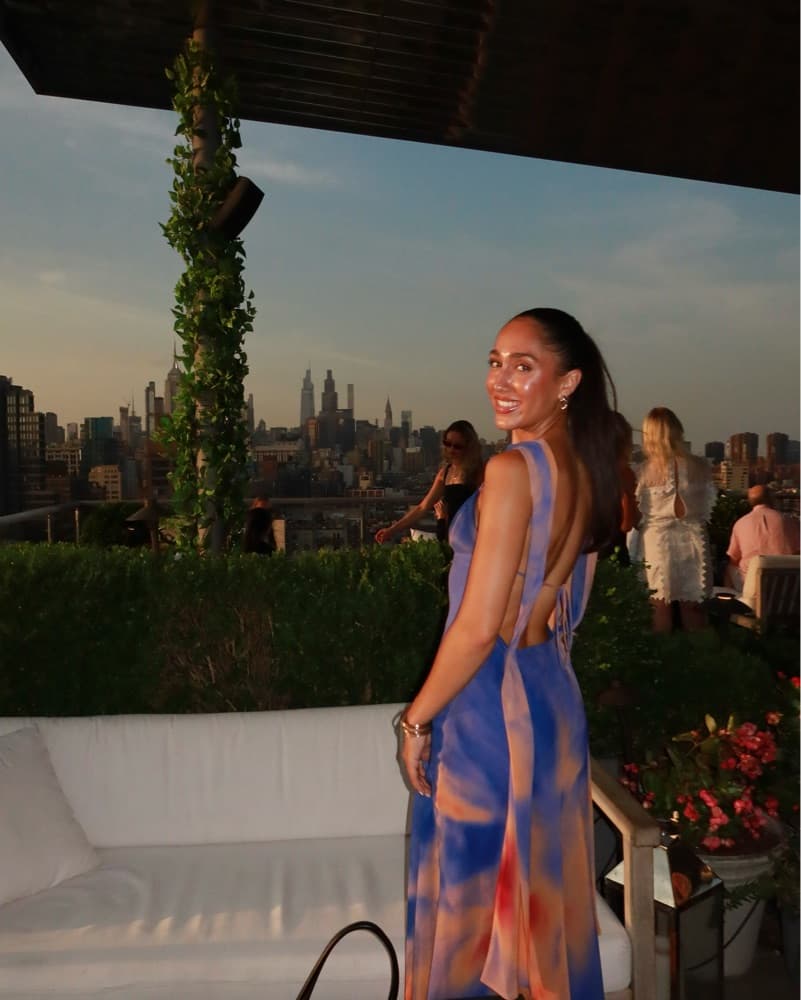 Vibrant Ombre Dress for A City Night  - Image 3