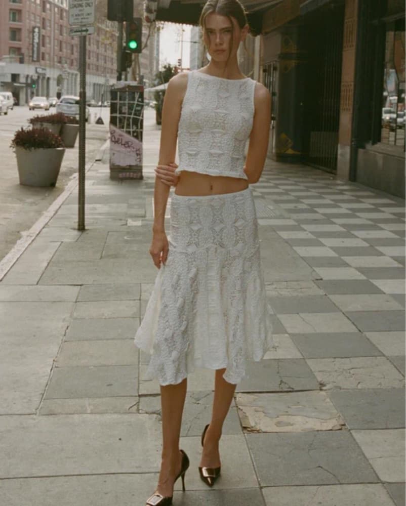 With Jean Maeve Lace set - Image 3