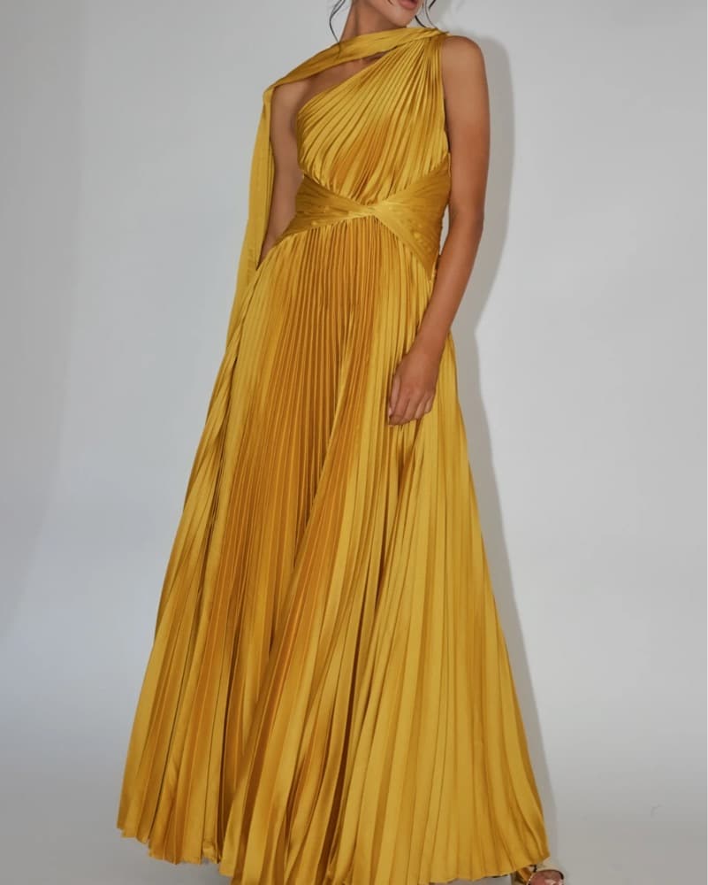 Selfie Leslie Gold Accordion Maxi Dress - Image 4