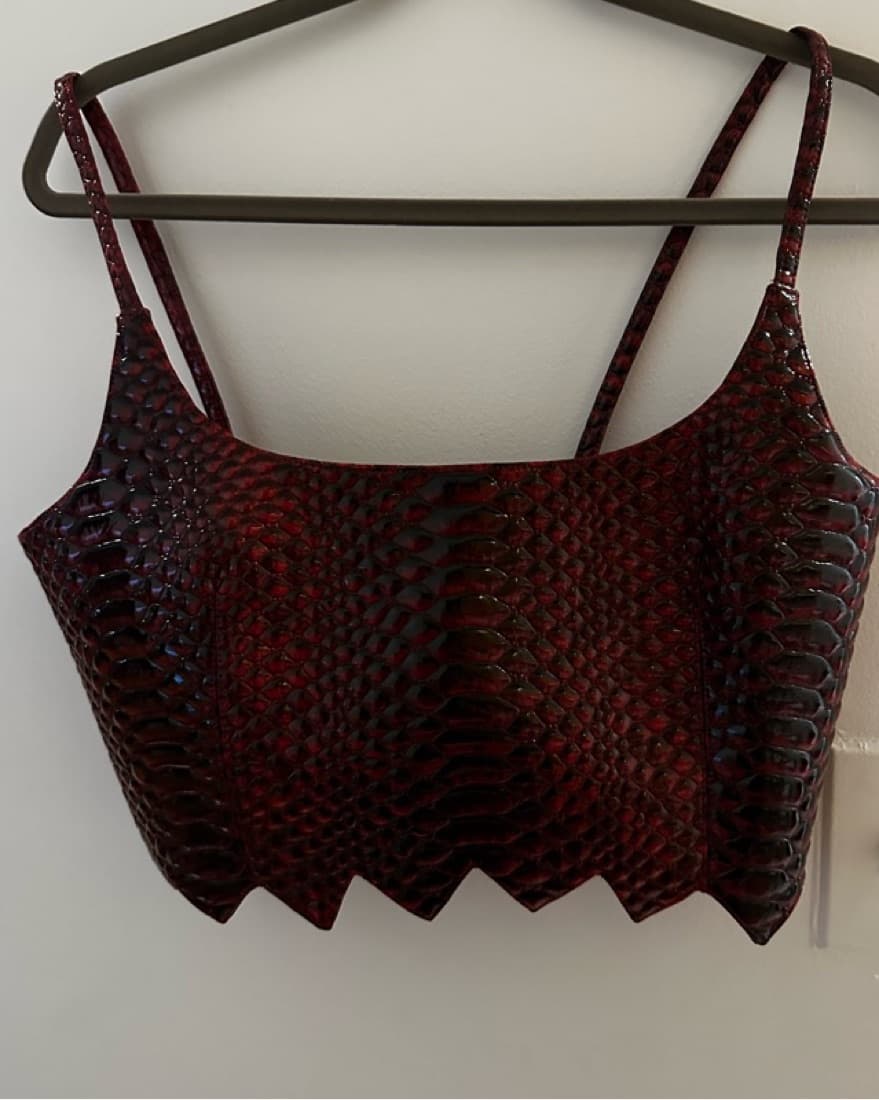 Snaggle Hem Tiny Top  - Image 3