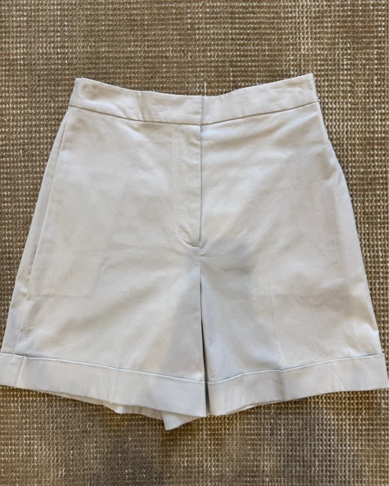 White Shorts - Image 2