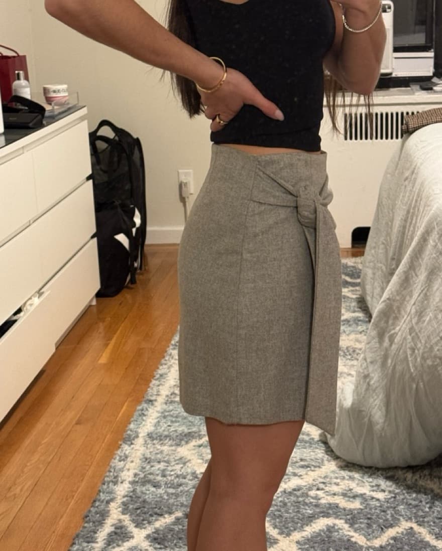 Aritzia Light Gray Wrap Skirt - Image 3