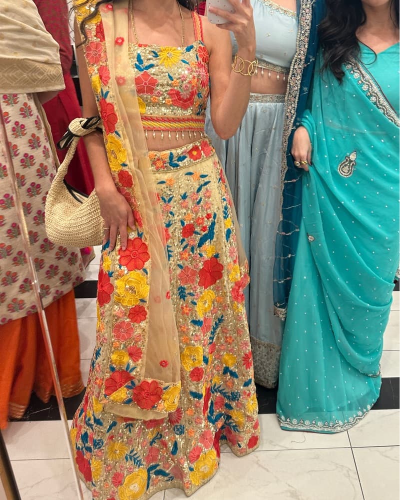 Vibrant Floral Maxi Dress - Image 3