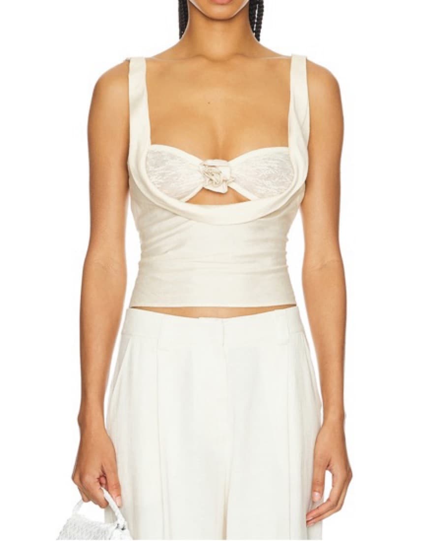Lioness Cream Floral Set - Image 2