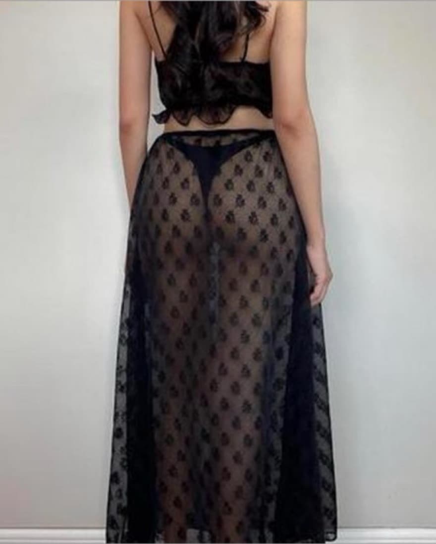 Black top and long skirt set with flower - Image 3