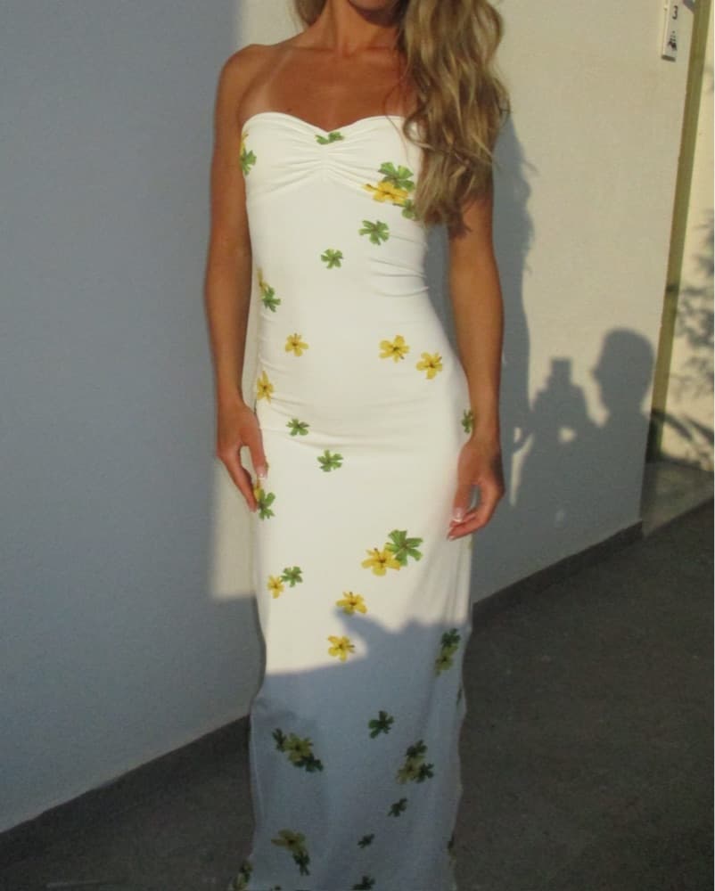 Indah Anabel Floral Maxi Dress - Image 2
