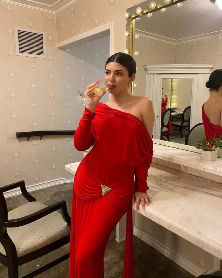 Red Vintage Formal Dress - Image 1