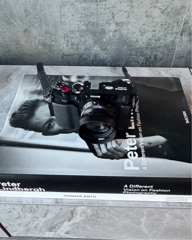Fujifilmx100vi Camera  - Image 1